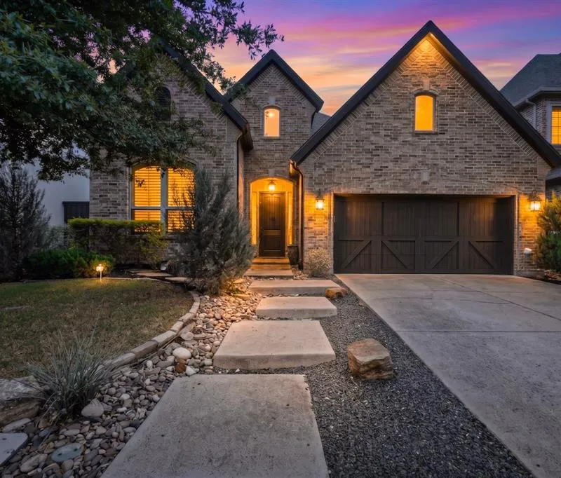 7028 Luxborough Drive, Plano TX 75024