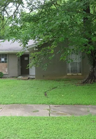 6525 Palm Island Street, Dallas TX 75241