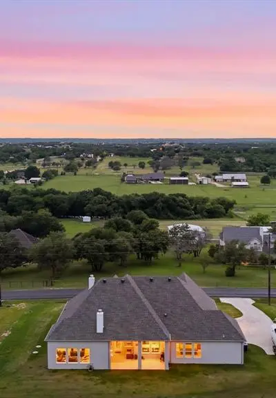 200 Finney Drive, Weatherford TX 76085 - Photo 3