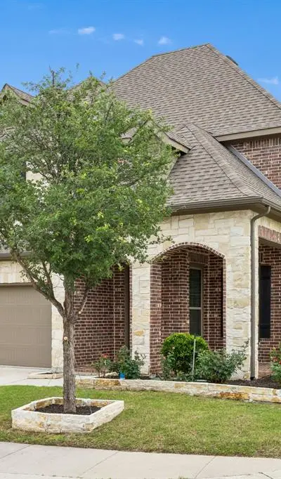 2224 Briar Ridge Trail, Carrollton TX 75010 - Photo 2