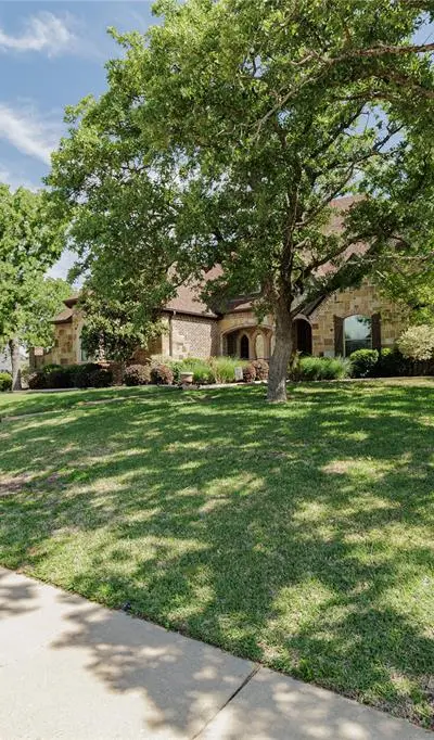 1417 Briar Crossing Drive, Decatur TX 76234 - Photo 2