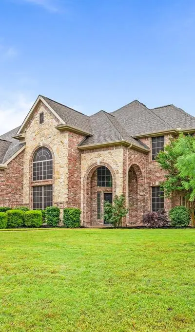 703 Mockingbird Drive, Murphy TX 75094
