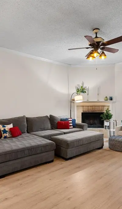 101 Saint James Court, Rhome TX 76078 - Photo 5
