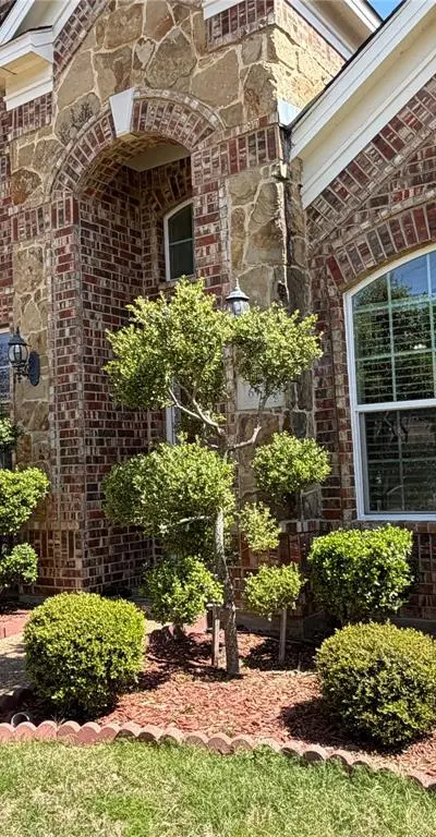 6940 Seascape Drive, Grand Prairie TX 75054 - Photo 2