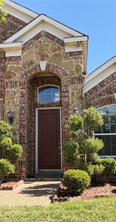 6940 Seascape Drive, Grand Prairie TX 75054 - Photo 3