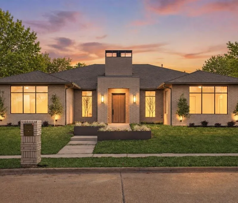 3832 Blue Trace Lane, Farmers Branch TX 75244