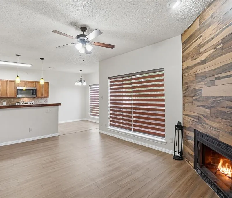 4101 Esters Road # 101, Irving TX 75038