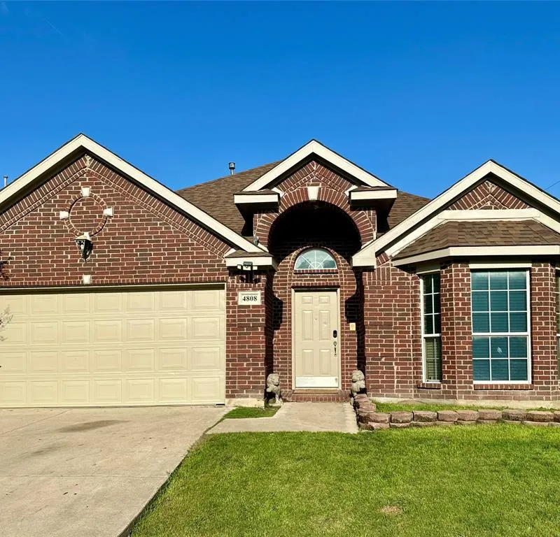 4808 Spoon Drift Drive, Fort Worth TX 76135
