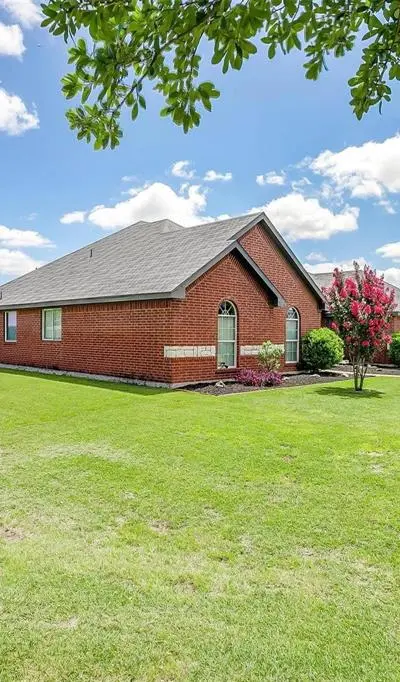101 Springfield Lane, Red Oak TX 75165 - Photo 3