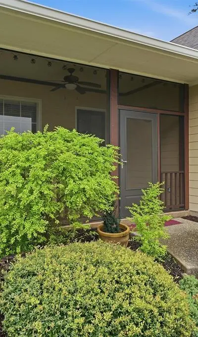621 Kiowa Drive E, Lake Kiowa TX 76240 - Photo 5