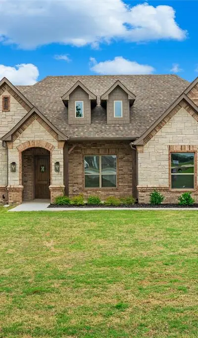 341 Oak Meadow Lane, Weatherford TX 76085