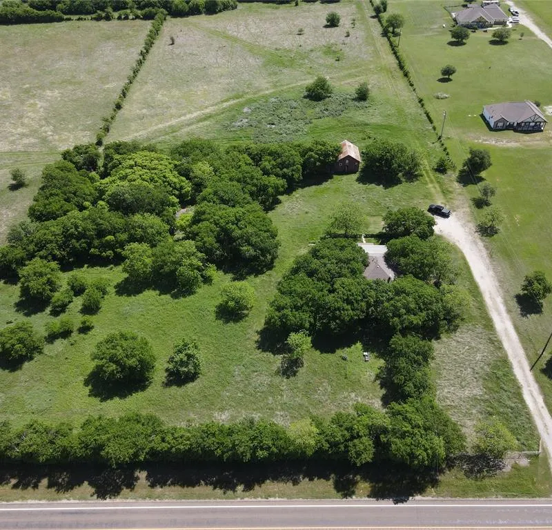 14623 FM 1173, Krum TX 76249