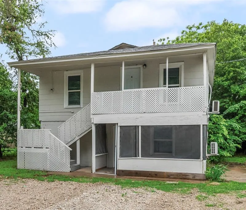 821 Bond st Street, Fort Worth TX 76114