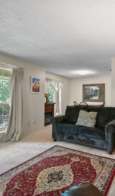 2213 Shadywood Court, Arlington TX 76012 - Photo 5