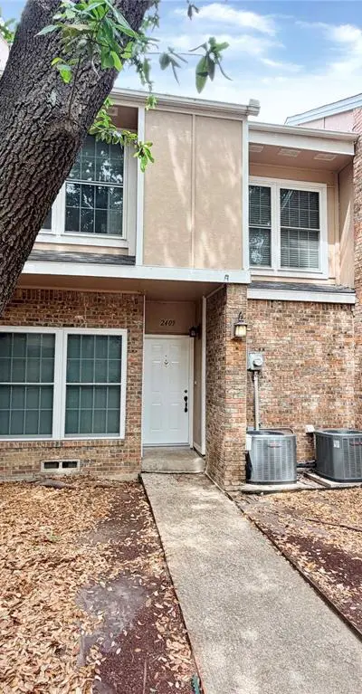 2409 Northlake Court, Irving TX 75038