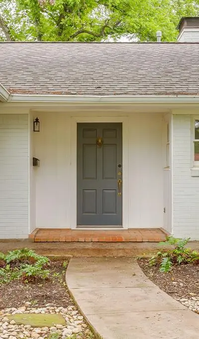 2013 Huntington Lane, Fort Worth TX 76110 - Photo 4