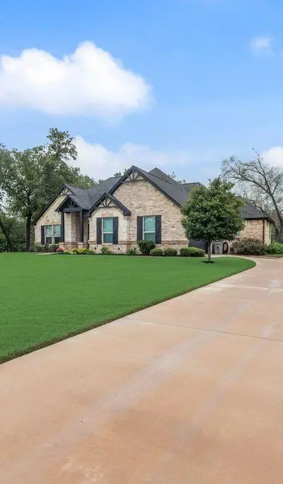 404 Scenic Wood Drive, Reno TX 76020