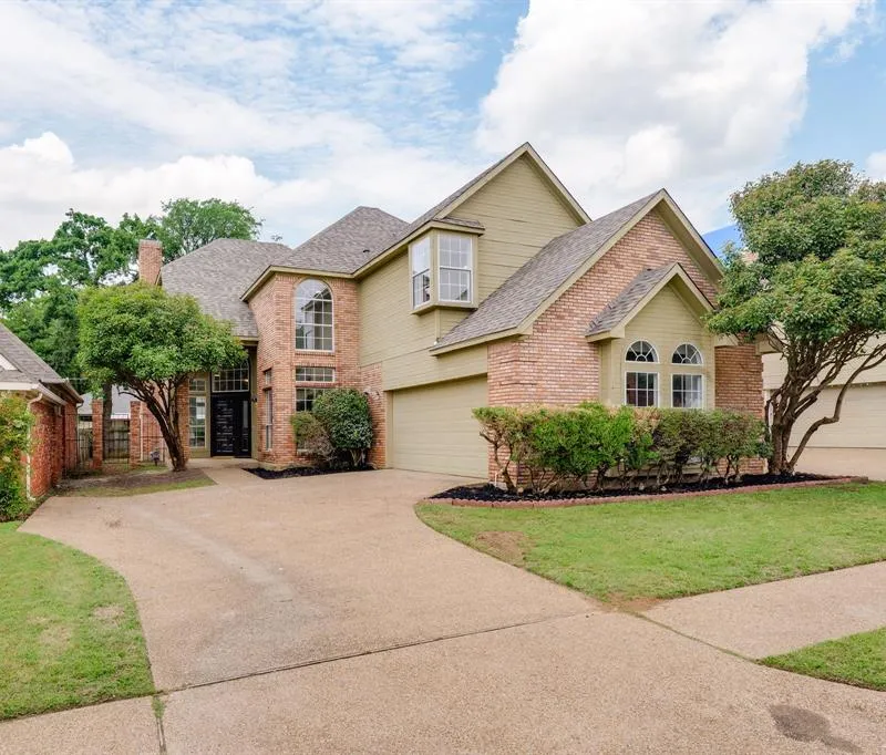 1401 Carver Lane, Irving TX 75061