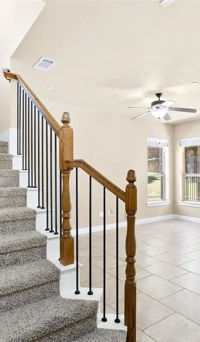 1014 Brook Forest Lane, Euless TX 76039 - Photo 5