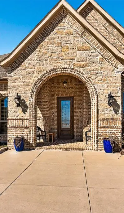 12099 Briargrove Lane, Talty TX 75126