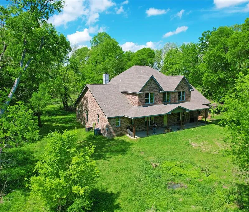 655 Saint Clair Road, Ennis TX 75119