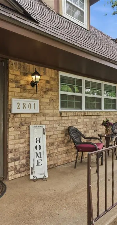 2801 Oak Cliff Lane, Arlington TX 76012 - Photo 4