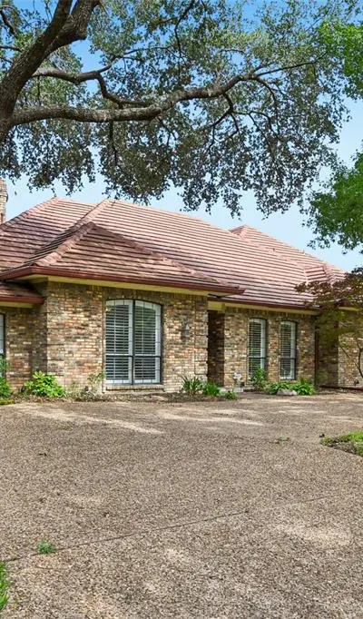 13216 Hillcrest Road, Dallas TX 75240 - Photo 2