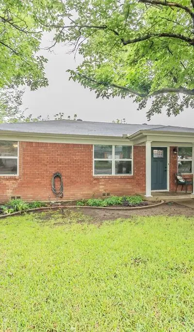 1009 Zelda, Hurst TX 76053