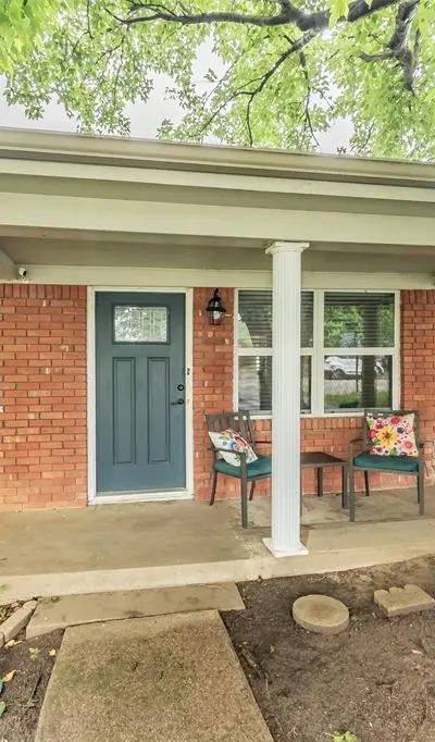 1009 Zelda, Hurst TX 76053 - Photo 2