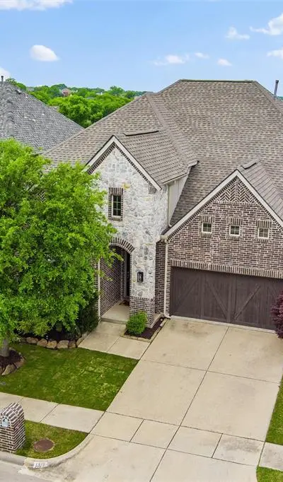 4637 Seabiscuit Street, Carrollton TX 75010 - Photo 2