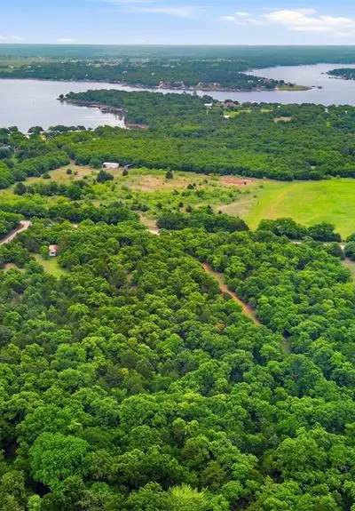 936 Carter Lake Drive, Bowie TX 76230