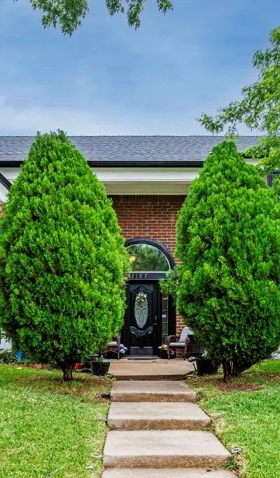 2107 Clearwater Trail, Carrollton TX 75010
