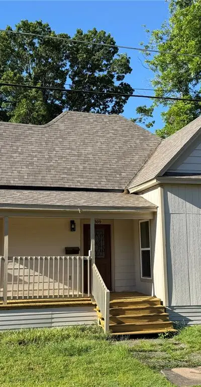 309 W 8th Street, Bonham TX 75418