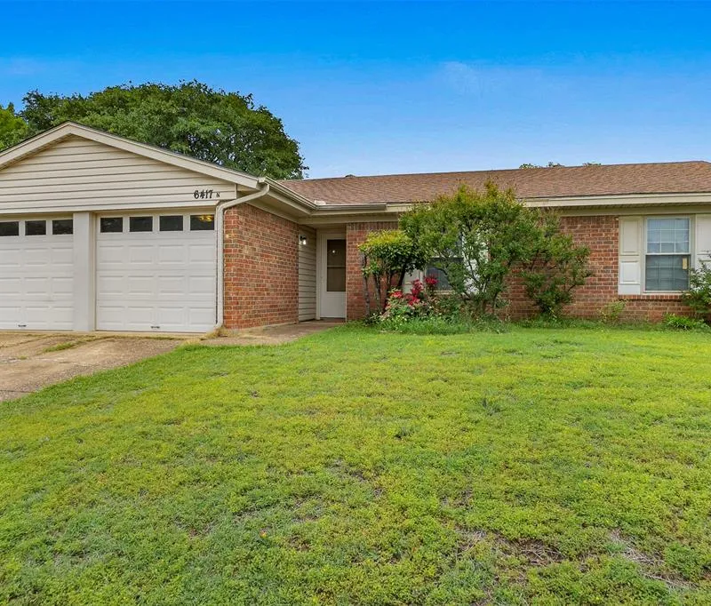 6417 Kary Lynn Drive N, Watauga TX 76148