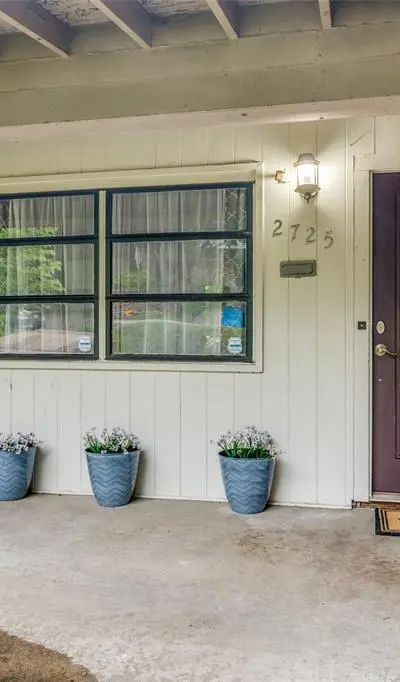 2725 Sandage Avenue, Fort Worth TX 76109 - Photo 3