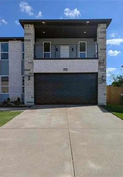 14722 Broadview Drive, Balch Springs TX 75180 - Photo 2