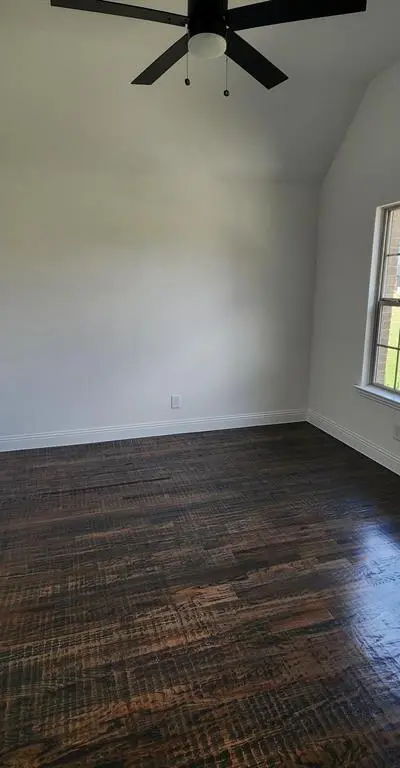 376 Willie's Court, Whitesboro TX 76273 - Photo 2