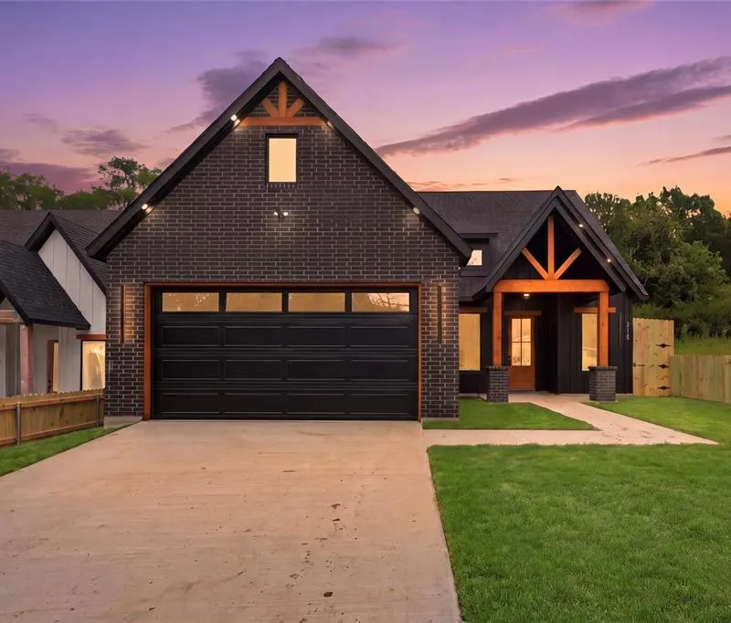 6310 Tracy Road, Dallas TX 75241
