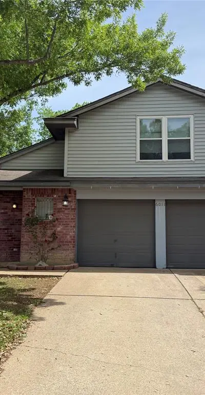 6011 Parkmeadow Drive, Arlington TX 76018