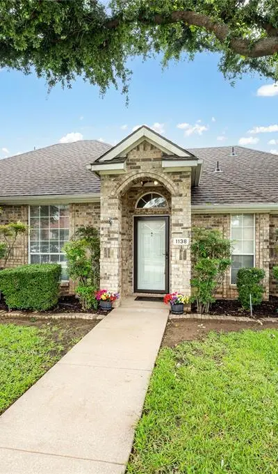 1138 Holly Drive, Carrollton TX 75010 - Photo 4
