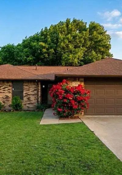 504 Bluebird Lane, Red Oak TX 75154