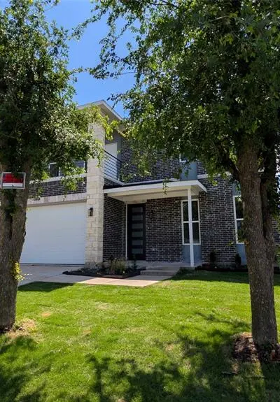 14804 Broadview Drive, Balch Springs TX 75180 - Photo 2