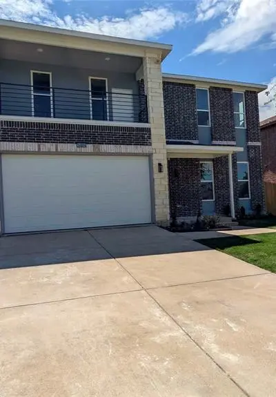 14804 Broadview Drive, Balch Springs TX 75180 - Photo 3