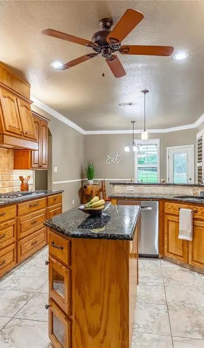 136 Oakwood Court, Lakeside TX 76135 - Photo 4