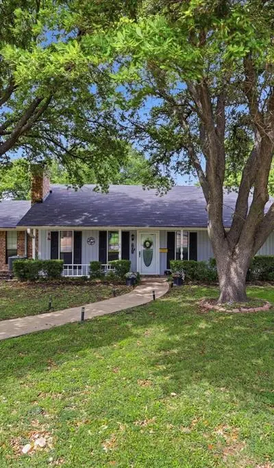 701 Raintree Road, Fort Worth TX 76103