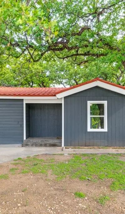 3825 Childress Street, Fort Worth TX 76119 - Photo 2