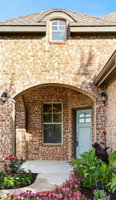 9016 Inwood Street, Benbrook TX 76126 - Photo 3