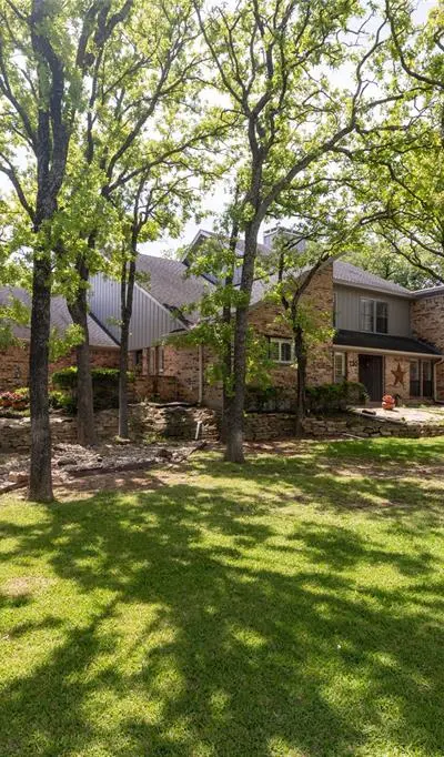 120 Creekside Drive, Double Oak TX 75077 - Photo 2