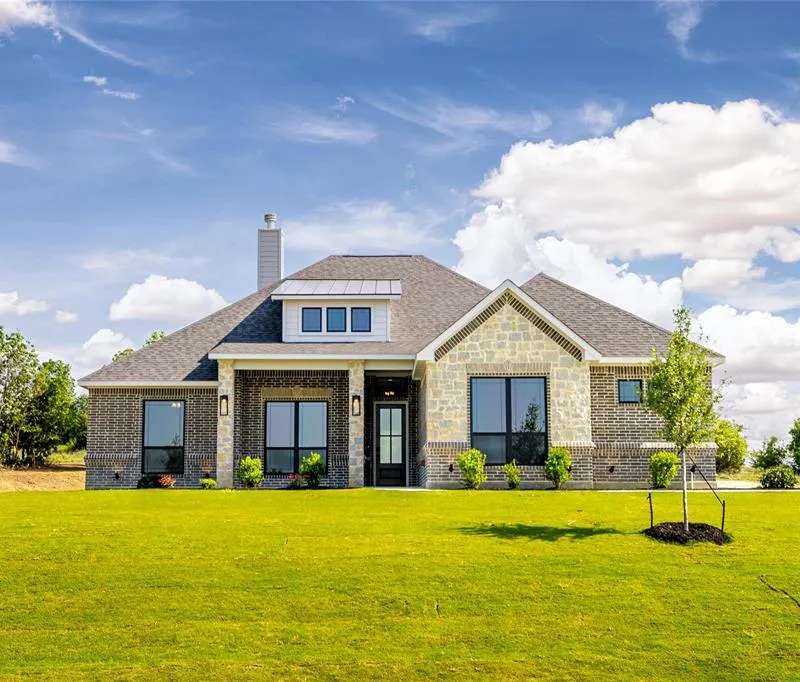 104 Oak Meadow Lane, Weatherford TX 76085