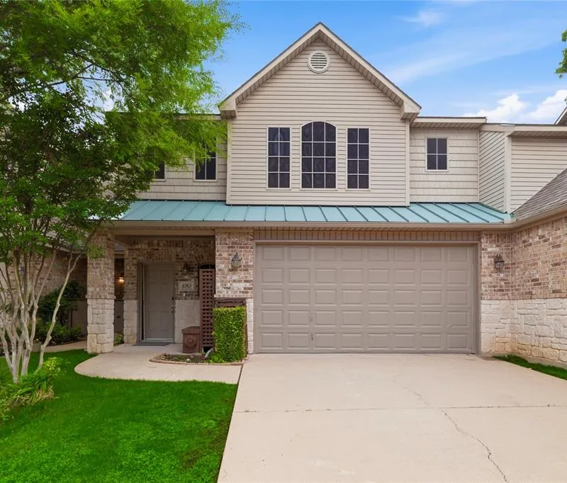 4263 Towne Lake Court, Irving TX 75061